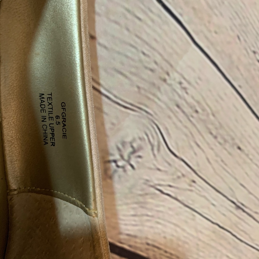 🔅💎Guess Pink Rhinestone Flats💎 - Picture 5 of 7